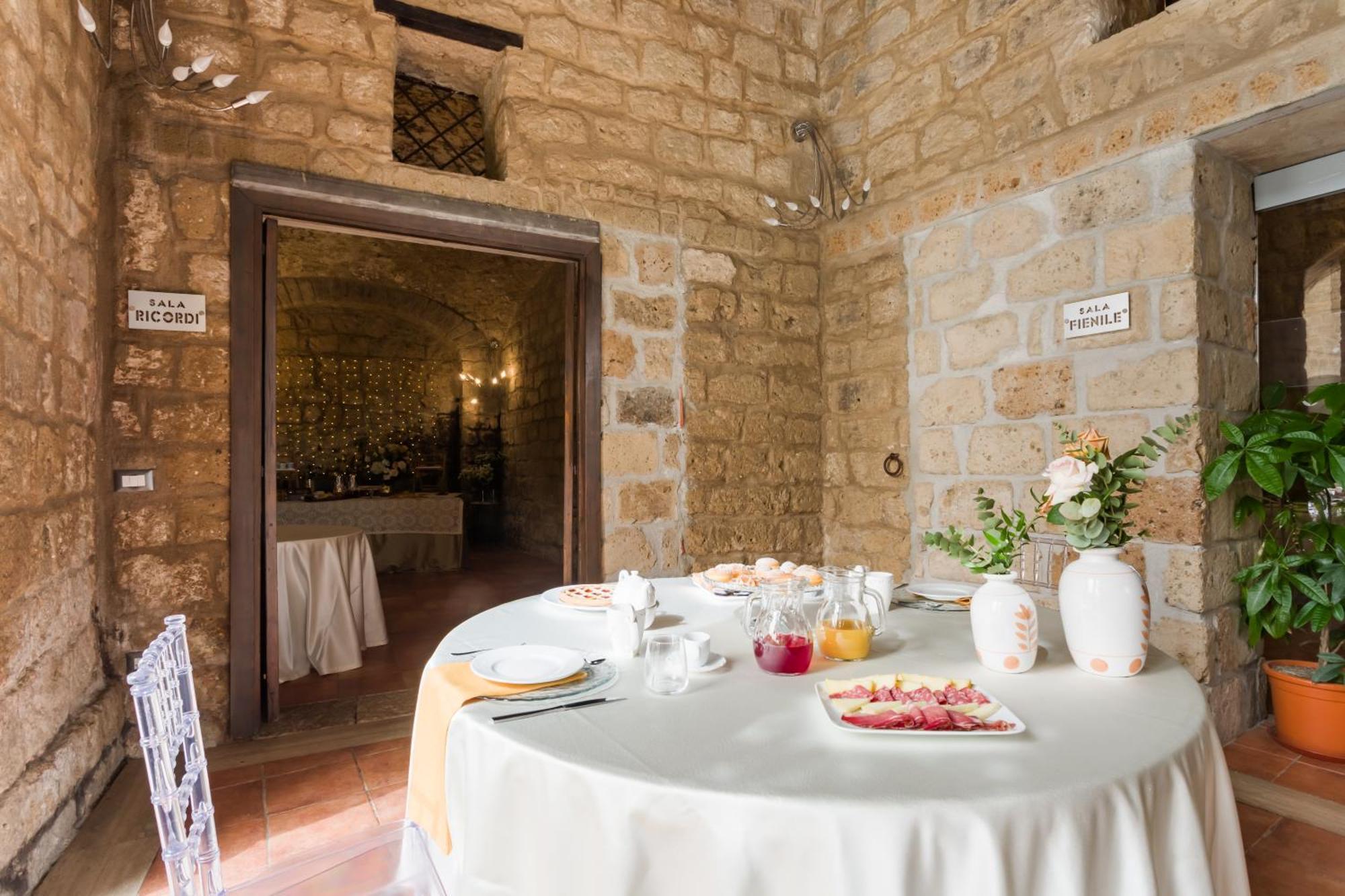 Masseria A Quaranta - Rooms & Events San Marco Evangelista Bagian luar foto
