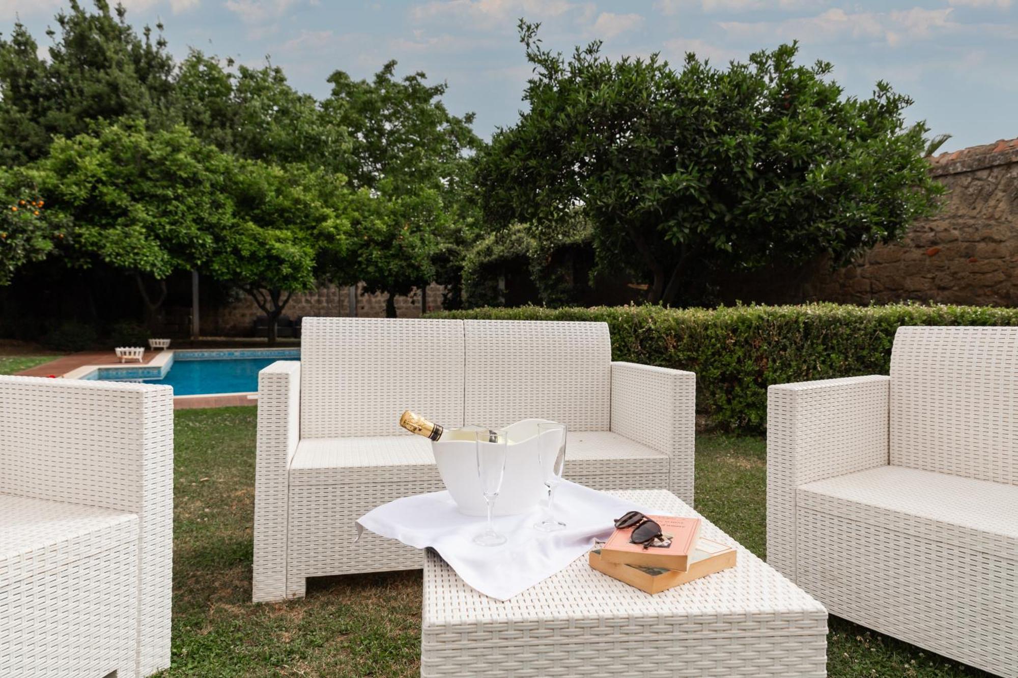 Masseria A Quaranta - Rooms & Events San Marco Evangelista Bagian luar foto