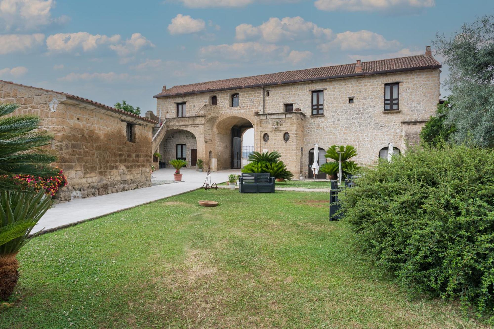 Masseria A Quaranta - Rooms & Events San Marco Evangelista Bagian luar foto